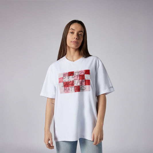 TSHIRT CON RICAMO - EVERY DREAM MATTERS